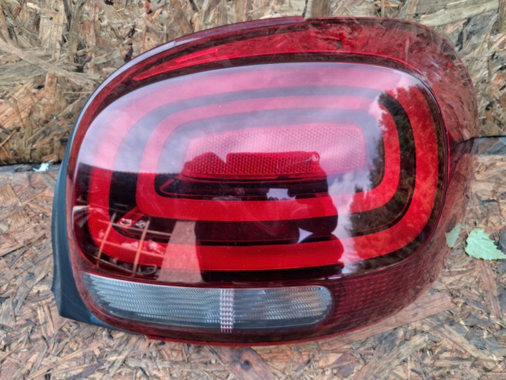 Licht rechts heck hinten rechts CITROEN C3 III 16- 9812257480