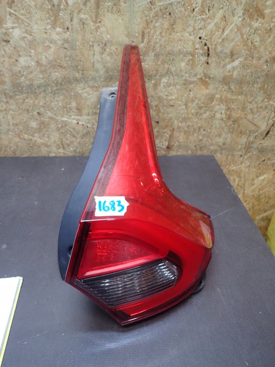 lámpa far jobb MITSUBISHI ECLIPSE CROSS LED