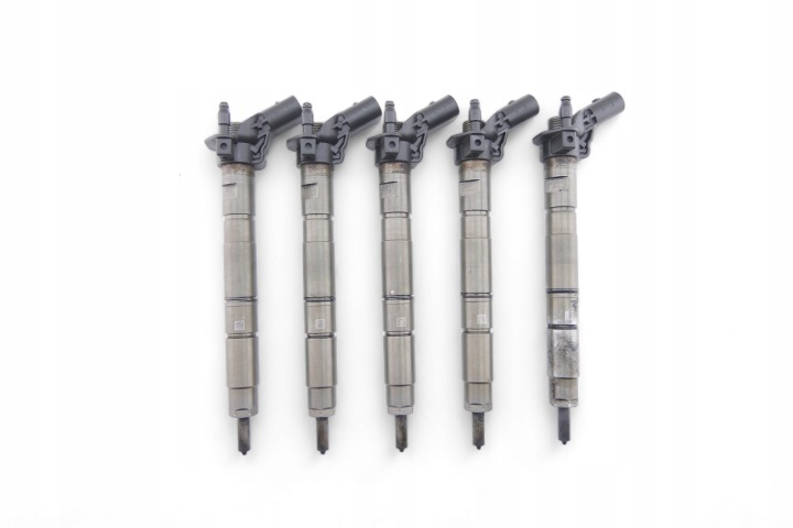 injector AUDI A4 B7 A6 C6 3.0 TDI 059130277BD