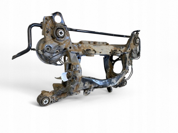 Volvo XC90 2022 Rear support frame 11