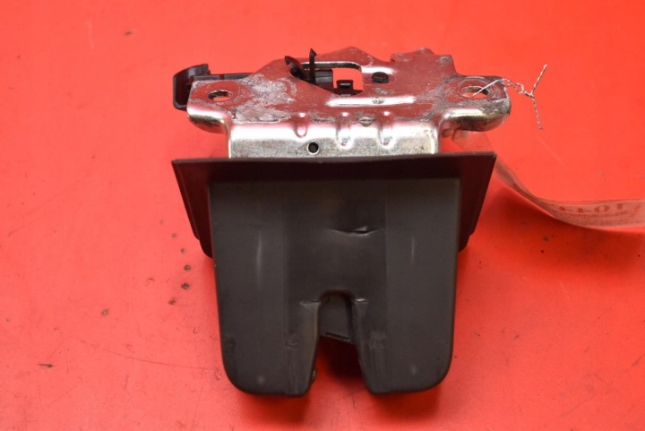 de la Serrure du capot Arrière Porte coffre hayon 65482750501S SKODA OCTAVIA 4 IV 5D HB 19-24