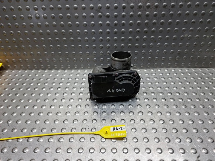 Drosselklappenstellmotor TOYOTA YARIS II AURIS 06-11 1.4 D4D 26100-0N030