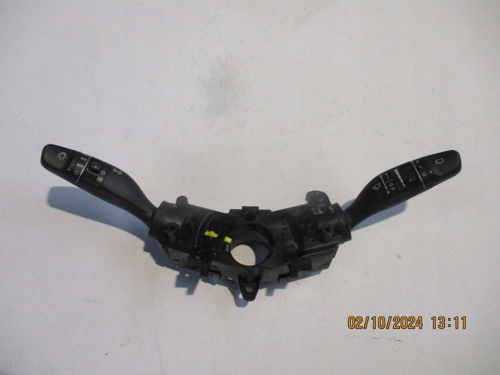 switches under the steering wheel HYUNDAI KONA 93403-J9850