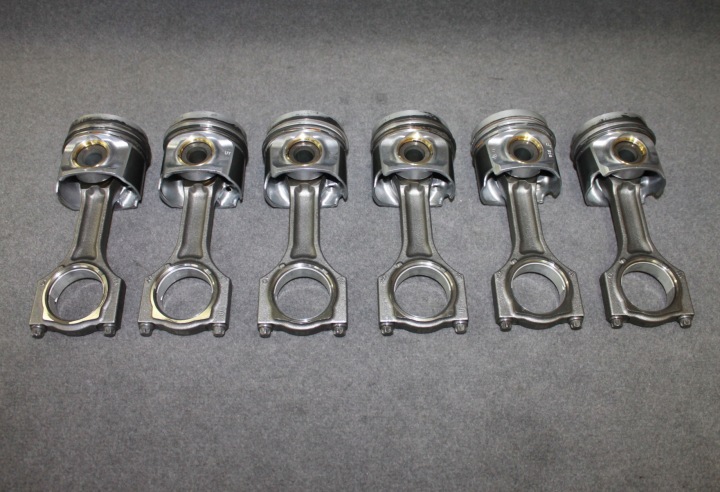 BMW G30 G11 G01 G05 3.0D 4.0D B57D30 pistone biella