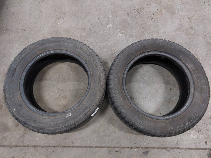 gume zimske 2 SZT 195/60R15 2009R VIKING SNOWTECH