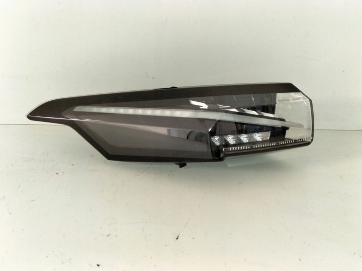 Licht hinten heck links PEUGEOT 308 III T10 21- GT LED