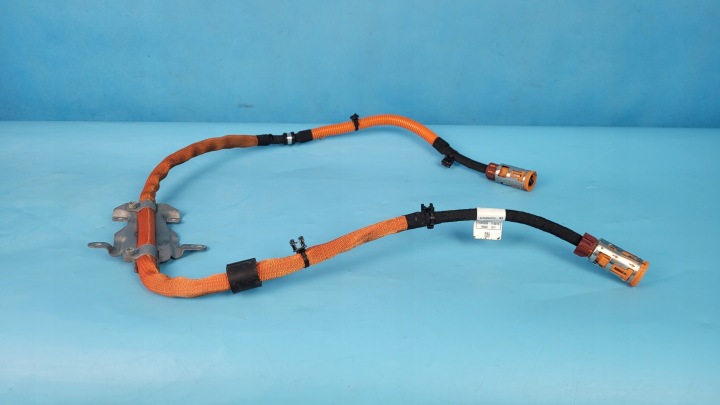 MERCEDES EQA 250 21r LIMITE CABEL PENTRU STRESS A2435403916 6