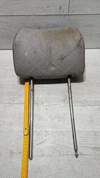Zaglowek fotel eleje Mercedes w124