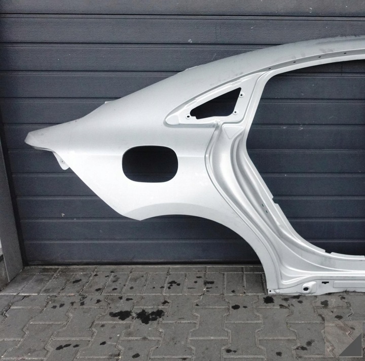 MERCEDES CLA C174 C178 25- COUPE fender side threshold roof right rear part