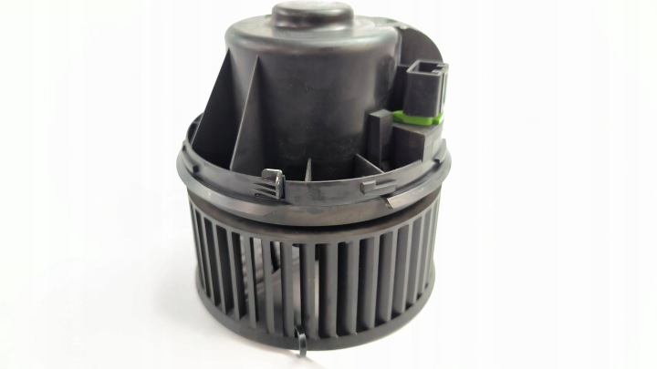 heating fan cab AV6N-18456-AB FORD FOCUS MK3