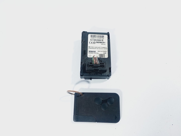 allumage lecteur usb cartes OE 8200074331A RENAULT Megane 2 II 03-06