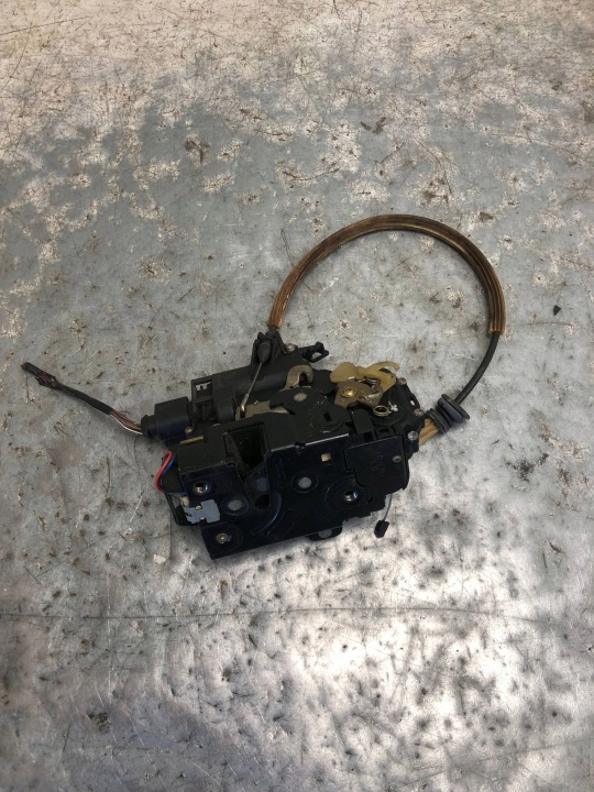 lock door right rear part SEAT TOLEDO A046693