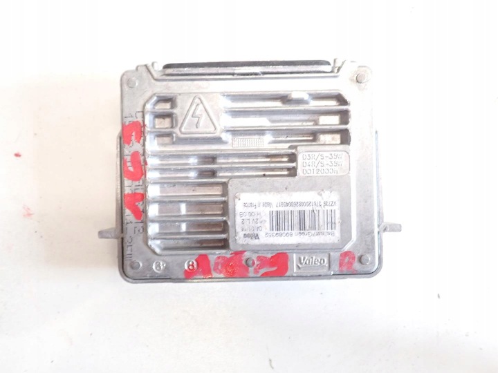 Unité de contrôle Module Feux phare VOLVO 89089352