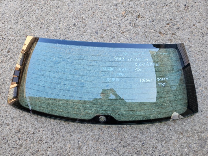 window rear to the bonnet SEAT IBIZA 3 III 2 2002- HB Z 2003 ROKU
