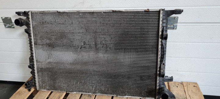 A7 4G Kühler Wasserkühler 3.0 TDI 8K0121251H A4 B8 A5 A7 4G Q5