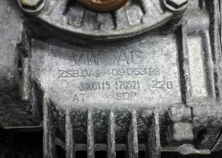 AUDI Q3 (F3) redaktör 0A6409053BB 32785937 2.0L 169kw 2021 9