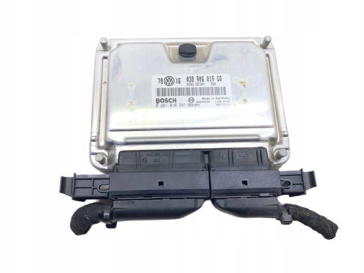 Vezerlő egység a motrot PASSAT B5 FL 1.9 TDI 038906019GQ 0281010941