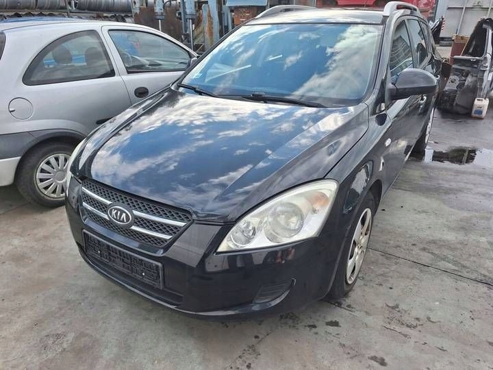 KIA CEED 1 a ED CEED přední dveře předek levé černé 1K