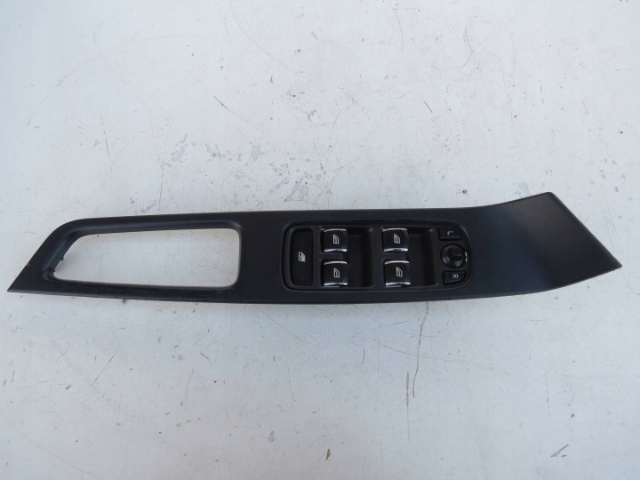 switch switch of the window left front VOLVO S60 II V60 and 9123968 31343102