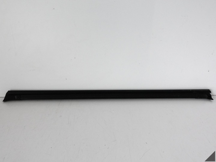 VW TOUAREG III 760 CR7 18- JOINT MOULAGE PORTIÈRE DROIT ARRIÈRE 760839480