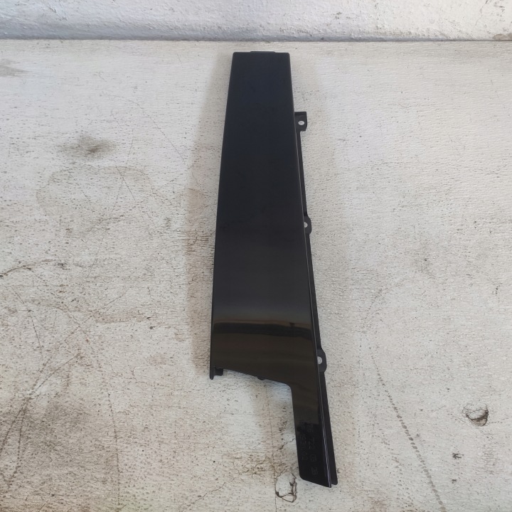 MERCEDES W176 2013 moulding vertical door right front