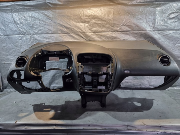 console dashboard instrument panel OE 5P1857003E SEAT ALTEA 05r