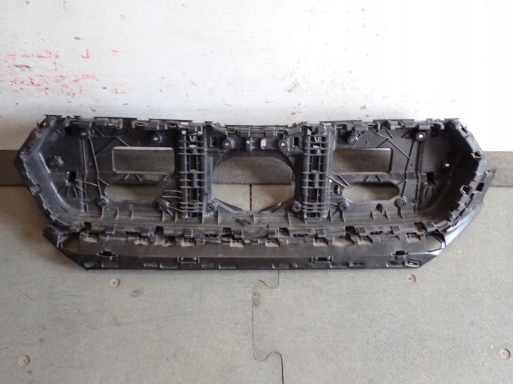 Traversa Supporto GRIGLIA SKODA ENYAQ 2021- 5LA807723B