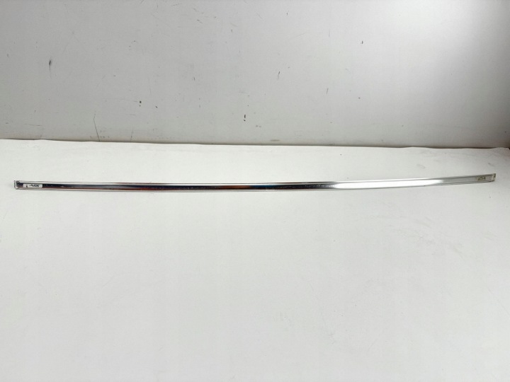 Volkswagen Tiguan 2023 Rear Window Trim 6