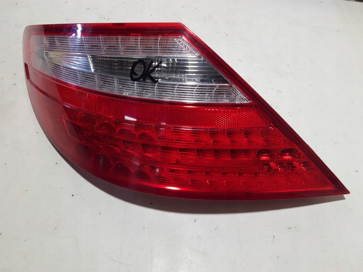 MERCEDES SLK R172 W172 left rear part light left rear