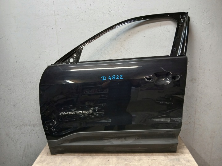 dveře předek levé JEEP AVENGER