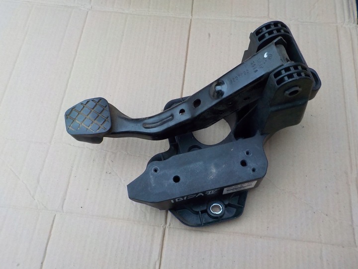 pedal brzdy seat ibiza IV 6J 6R1721058