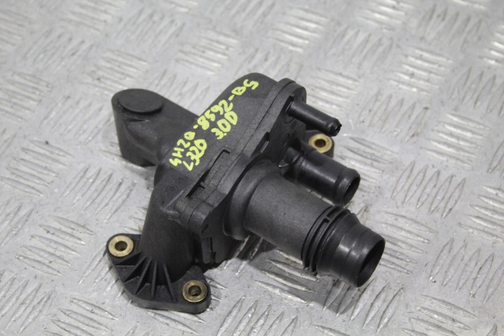 KRUCIEC vody UKLADU CHLODZENIA RANGE ROVER SPORT L320 3,0 D 4H2Q-8592-BG