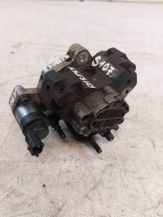 einspritzpumpe RENAULT SCENIC II 1.9DCI 8200108225
