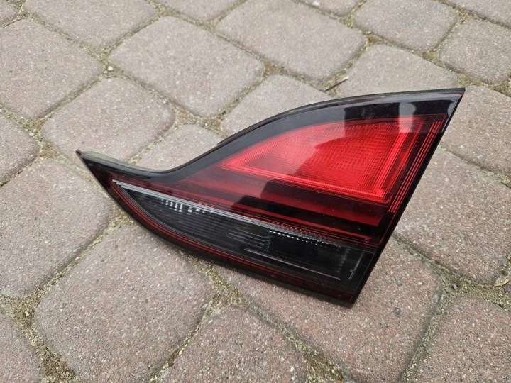 Licht heck hinten rechts BASE GATE RH für die Heckklappe heckklappe Opel Zafira C 39028597