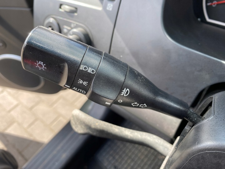 Chevrolet Epica 06-11 switch steering wheel levers and controls of the lights 2.5