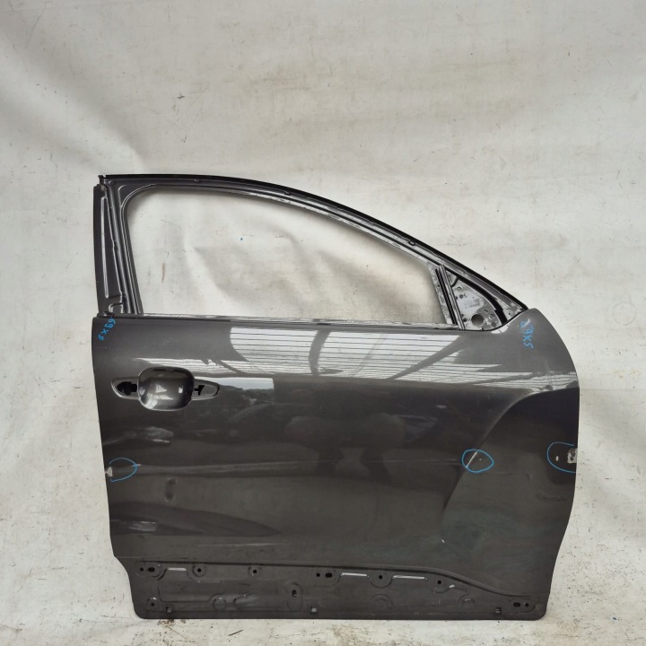 CITROEN C4 III 3 20-> dveře předek přední pravé