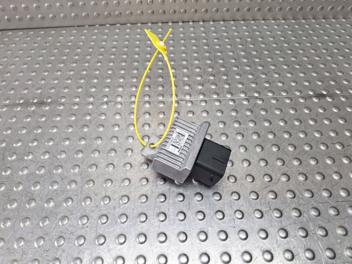 Relais modul Bedienteil 252307864R NISSAN TOWNSTAR KANGOO IV 21