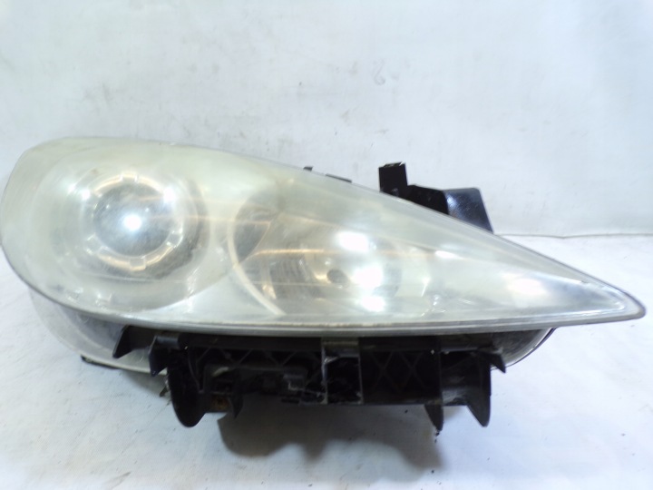 light front front right PEUGEOT 307 LIFT (2) (K1)