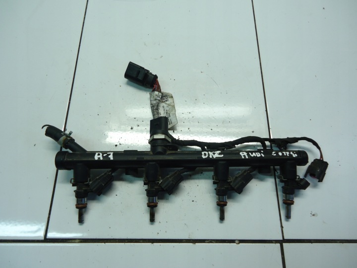 VW AUDI 2.0 TFSI DKZ injection ramp nozzles 0280158266 sensor 06H906051K