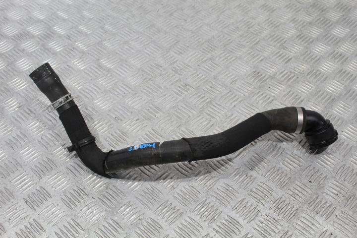tubo Tubazione d’acqua FORD KUGA MK1 AV41-8260-AC