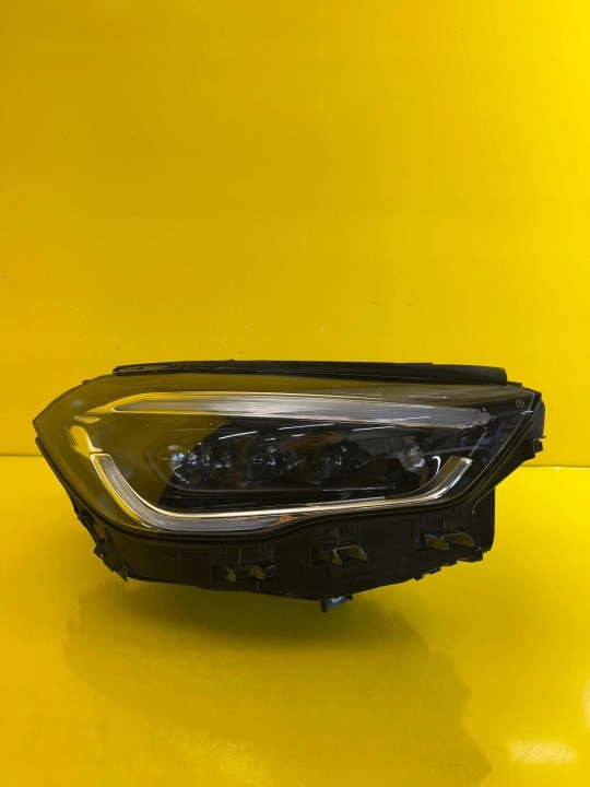 Licht rechts Mercedes GLA W247 MultiBeam A2479065006