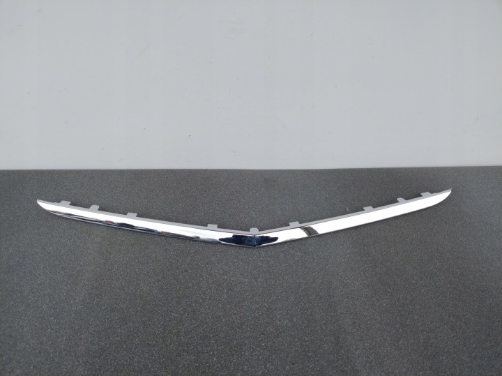MERCEDES B-KLASA LIFT 245 CHROM GRILLE/MASQUE INFÉRIEUR