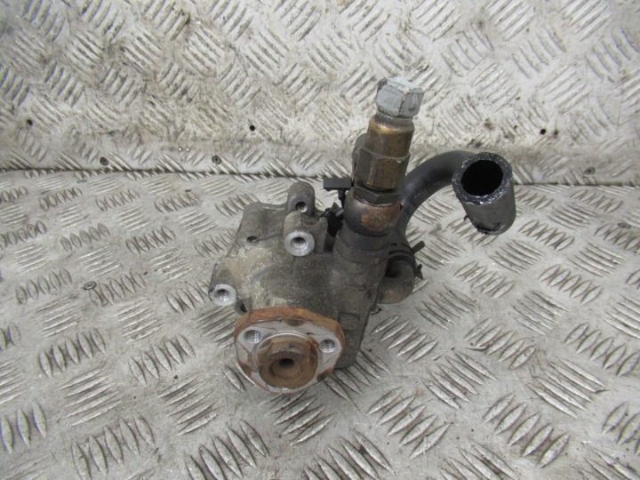 Pompe direction assistée VOLKSWAGEN GOLF 4