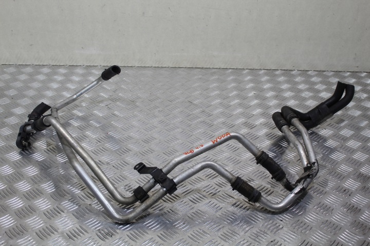 hadice vedení vody PORSCHE CAYENNE S 7L5