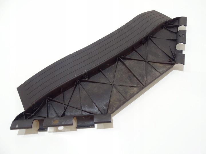 cover PRZEWODOW KOMORY of the engine BMW E60 E61 N43 OE 7564518 (4817397)