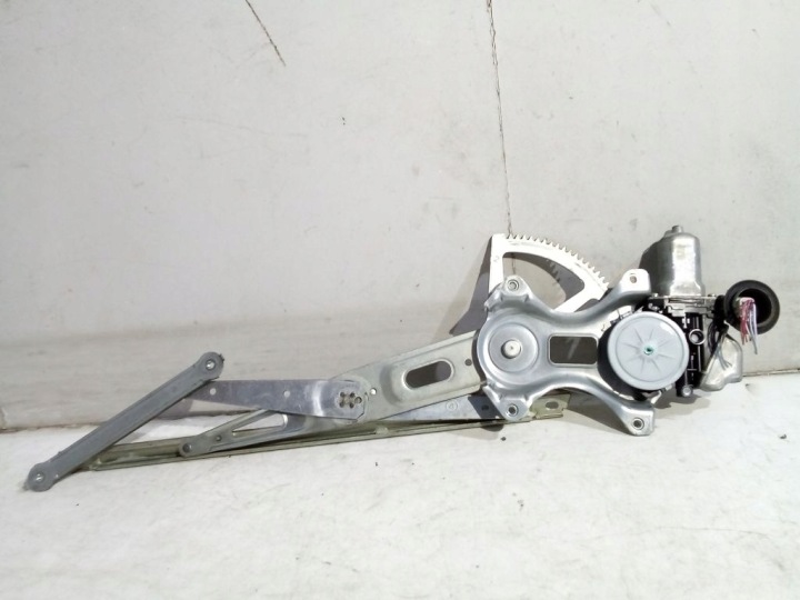 Toyota Verso S Mécanisme essuie glaces Gauche Avant 85720-52160