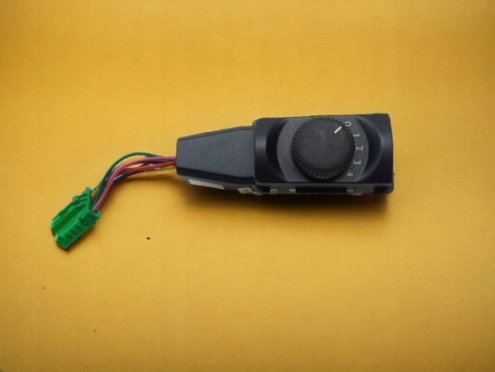 switch air conditioning devices 96846886XT Peugeot 5008 and (2009- )