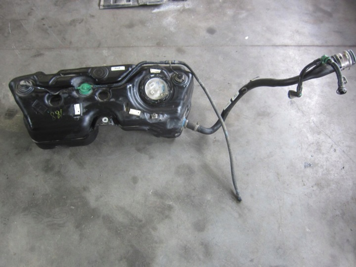 BMW X3 F25 X4 F26 spremnik rezervoar goriva 7314804 POMPKI benzin 16117220743