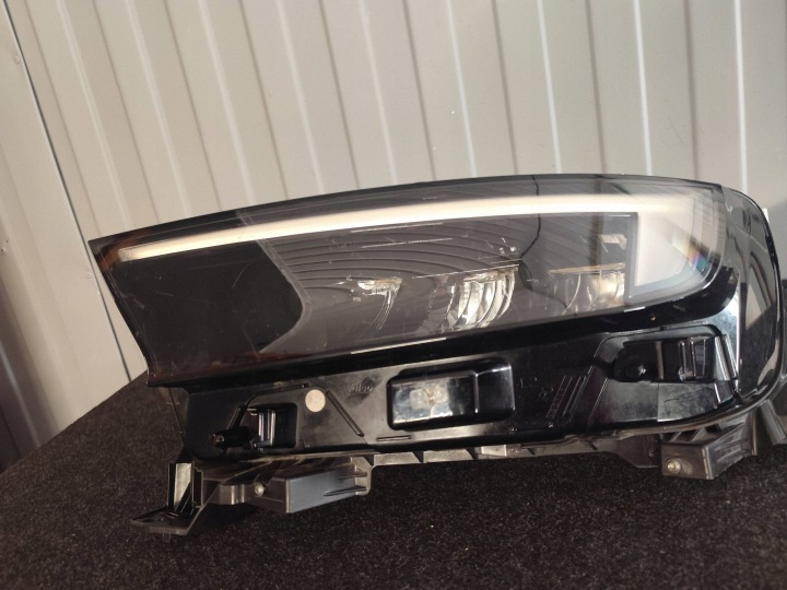 OPEL MOKKA II B licht vorne links FULL LED 9834008280 komplett ausbau