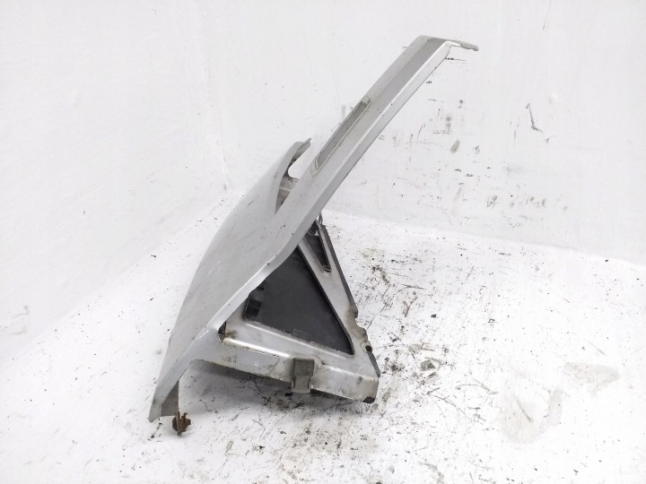 2009 Volkswagen Crafter Strip under 9065050188 headlight 9
